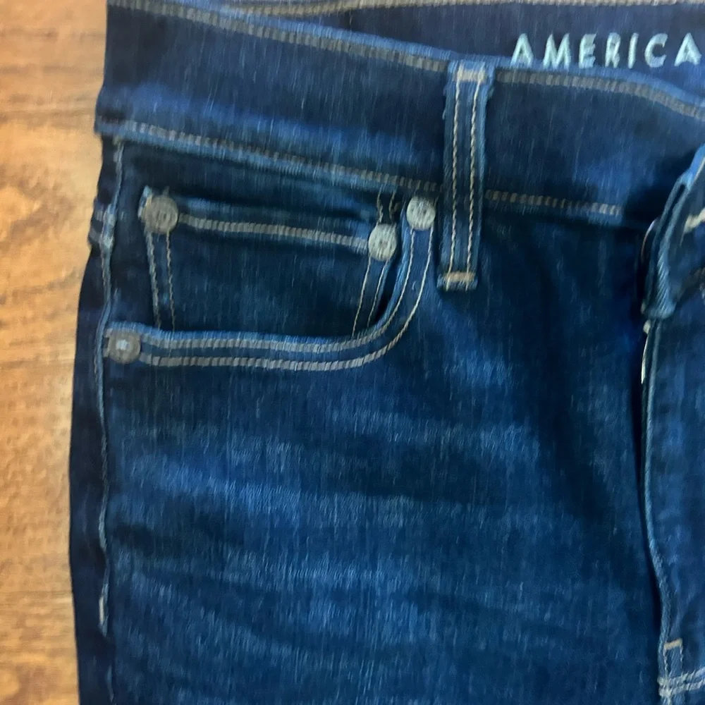 American Eagle Next Level Stretch Super Hi Rise Flare Jeans 4R - Picture 5 of 12